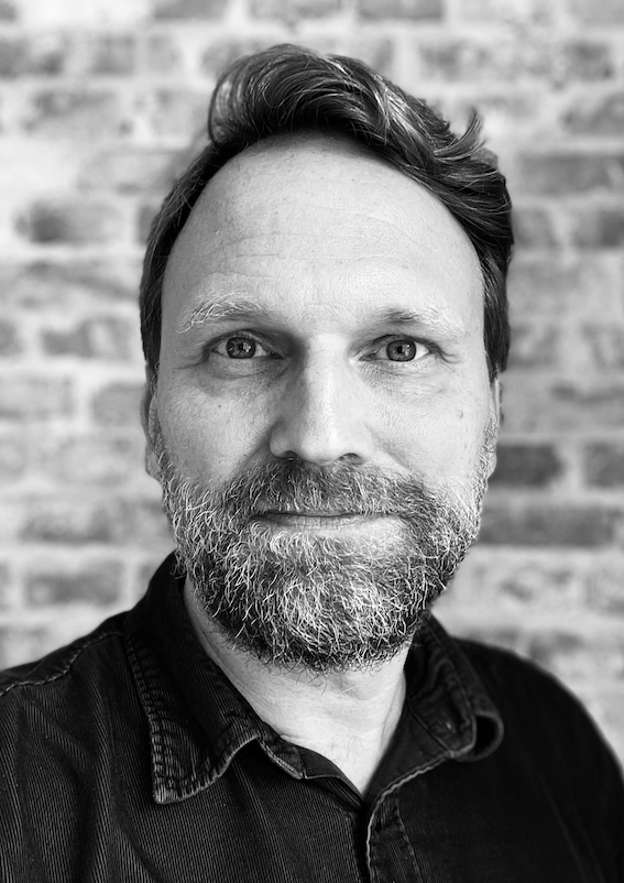 Andrew Blackwell headshot